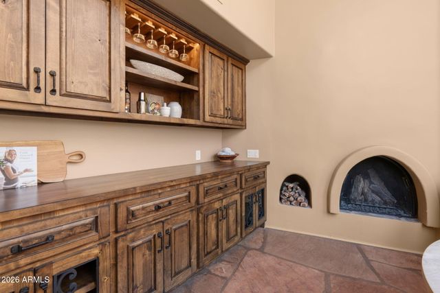 5341 N 46TH Street, Phoenix, AZ 85018