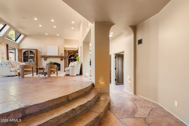 5341 N 46TH Street, Phoenix, AZ 85018