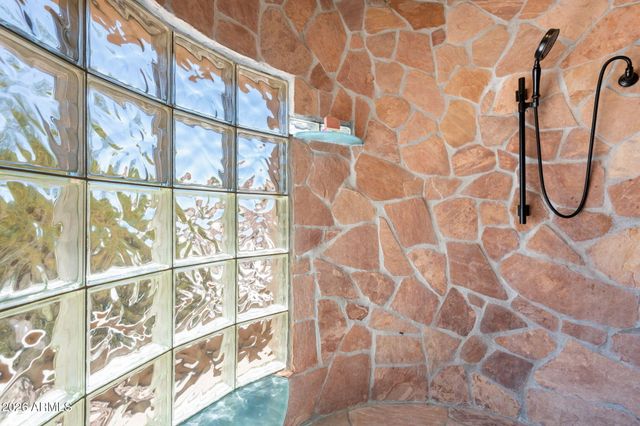 5341 N 46TH Street, Phoenix, AZ 85018