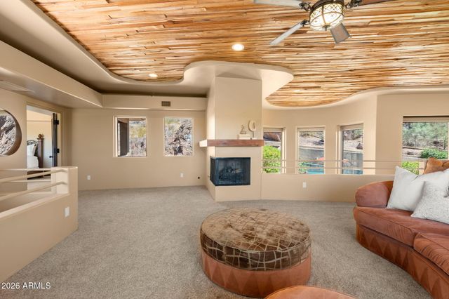 5341 N 46TH Street, Phoenix, AZ 85018
