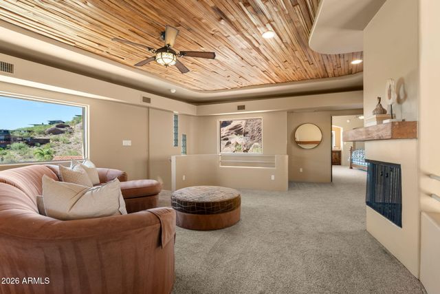 5341 N 46TH Street, Phoenix, AZ 85018