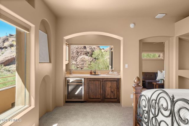 5341 N 46TH Street, Phoenix, AZ 85018