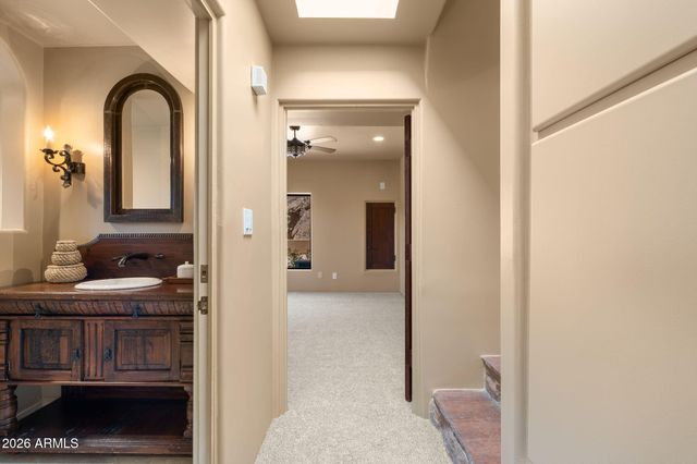 5341 N 46TH Street, Phoenix, AZ 85018