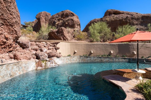 5341 N 46TH Street, Phoenix, AZ 85018