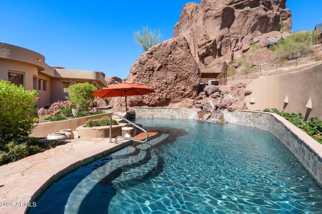 5341 N 46TH Street, Phoenix, AZ 85018