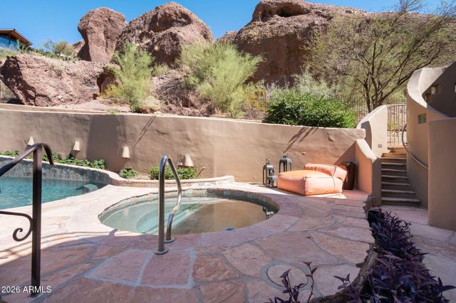 5341 N 46TH Street, Phoenix, AZ 85018