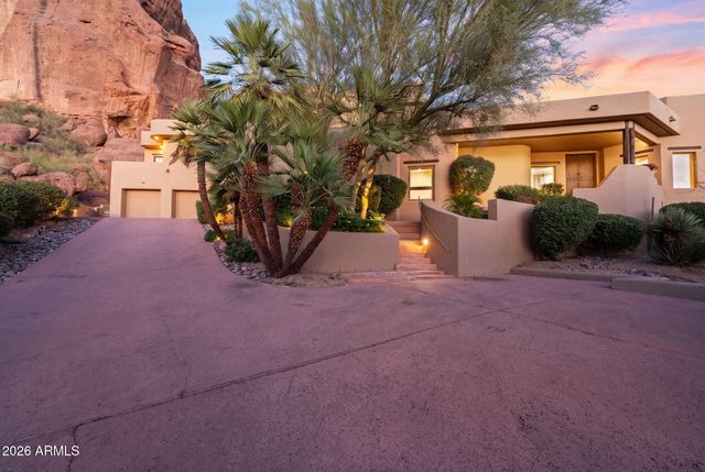 5341 N 46TH Street, Phoenix, AZ 85018