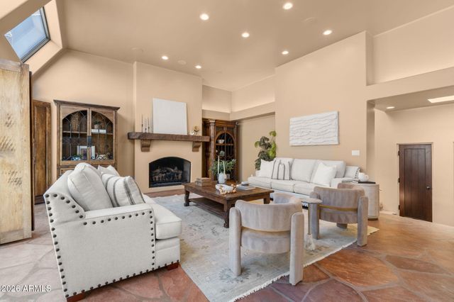 5341 N 46TH Street, Phoenix, AZ 85018