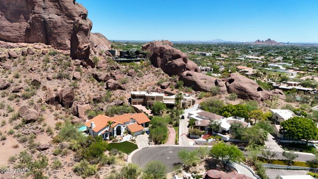 5341 N 46TH Street, Phoenix, AZ 85018