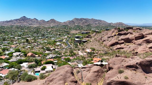 5341 N 46TH Street, Phoenix, AZ 85018