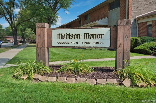 29250 Tessmer Court, Madison Heights, MI 48071