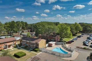 29250 Tessmer Court, Madison Heights, MI 48071