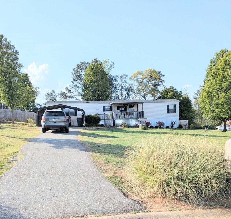 712 Ohenry Drive, Inman, SC 29349