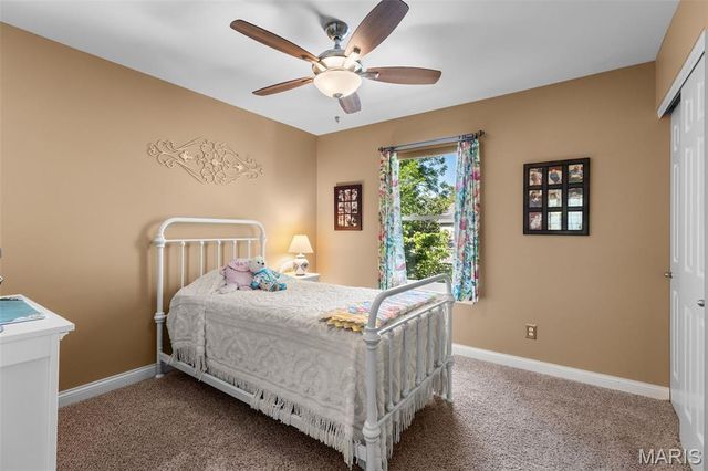5431 Vicar Court, St Louis, MO 63119