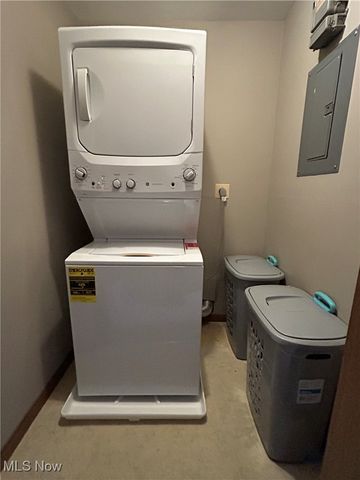 6231 Hidden Creek Drive 233, Lorain, OH 44053