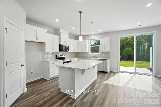 6026 Mallow Crossing Lane, Charlotte, NC 28213