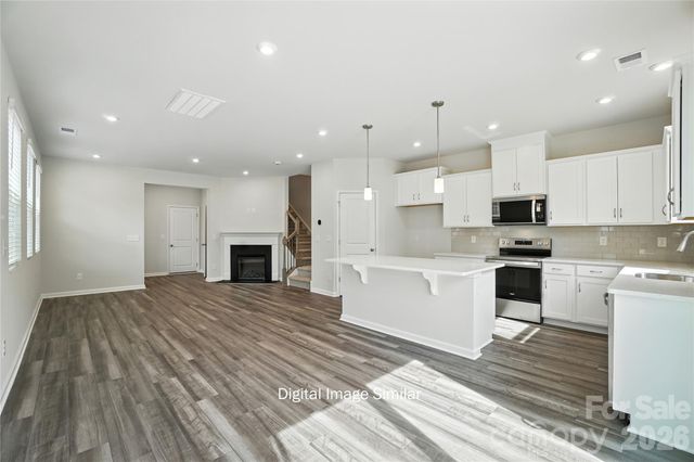 6026 Mallow Crossing Lane, Charlotte, NC 28213