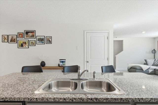 1211 TAHITIAN SUNRISE DRIVE, Plant City, FL 33565