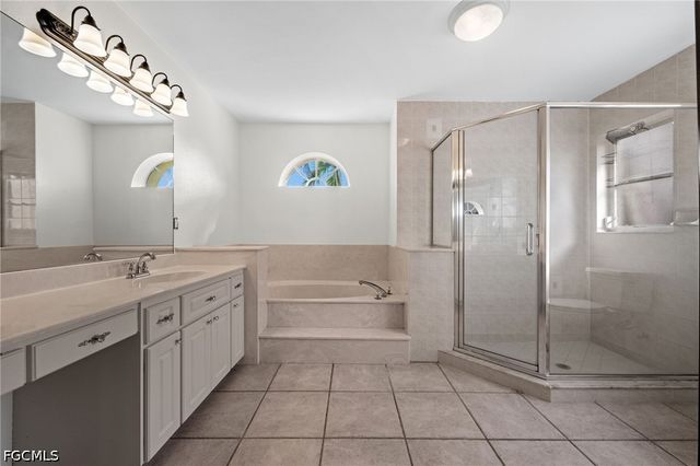 411 SE 17th ST, Cape Coral, FL 33990