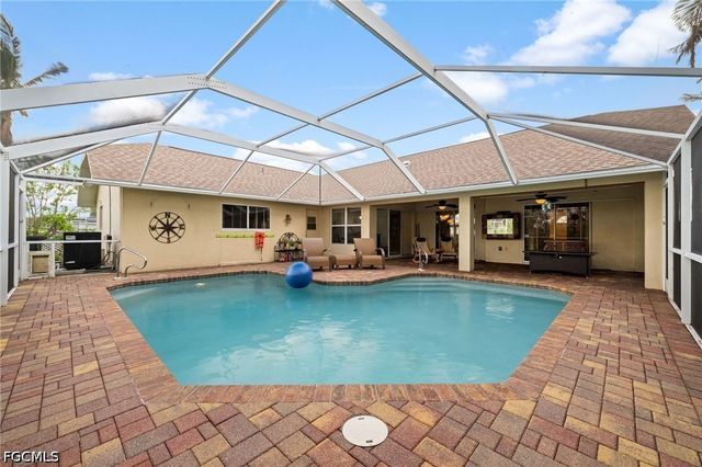 411 SE 17th ST, Cape Coral, FL 33990