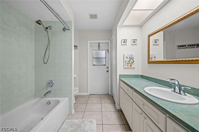 411 SE 17th ST, Cape Coral, FL 33990