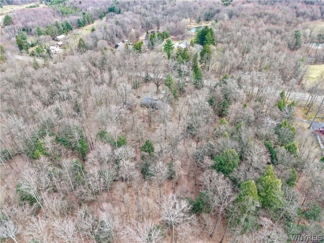 8988 Jennings Road, Eden, NY 14057