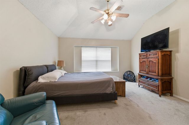 1209 Secretariat Drive, Grand Prairie, TX 75052