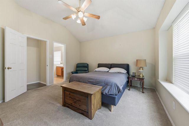 1209 Secretariat Drive, Grand Prairie, TX 75052
