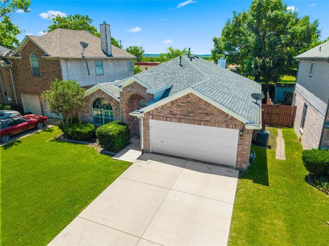 1209 Secretariat Drive, Grand Prairie, TX 75052