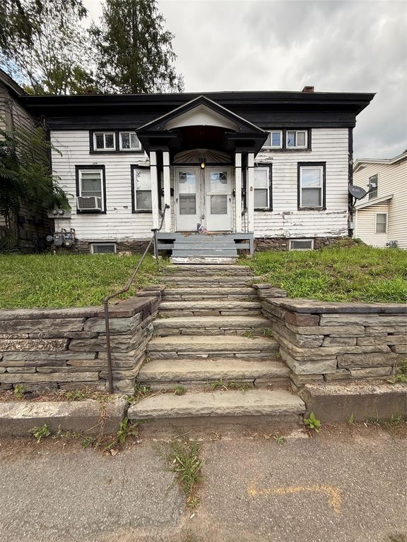 211 E Front Street 1, Hancock, NY 13783