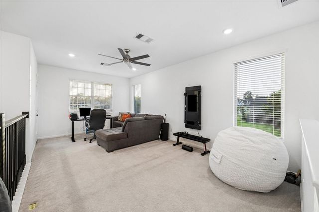 1365 Knollbridge Point Lane, Pinehurst, TX 77362