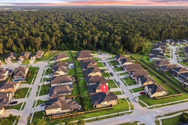 1365 Knollbridge Point Lane, Pinehurst, TX 77362