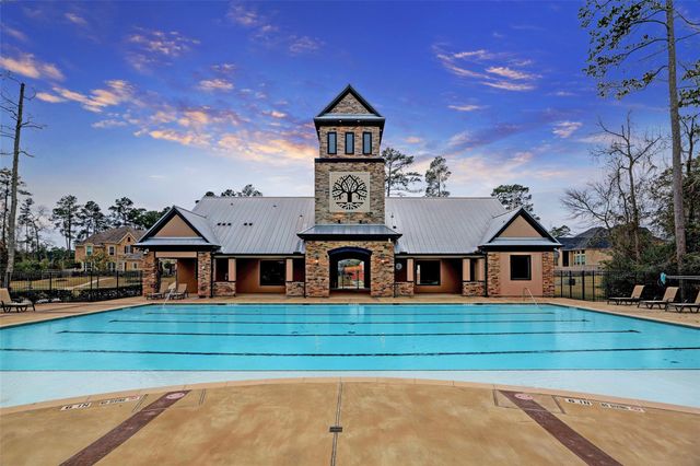 1365 Knollbridge Point Lane, Pinehurst, TX 77362