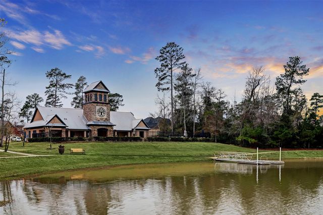 1365 Knollbridge Point Lane, Pinehurst, TX 77362