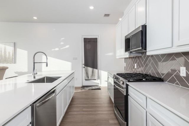 10622 Cabot Trail, Rosharon, TX 77583