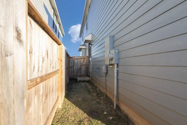 10622 Cabot Trail, Rosharon, TX 77583