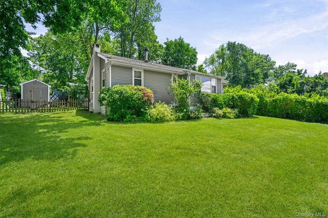 2 Rosemont Road, Monroe, NY 10950