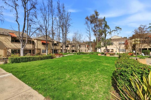 449 Alberto Way 132, Los Gatos, CA 95032