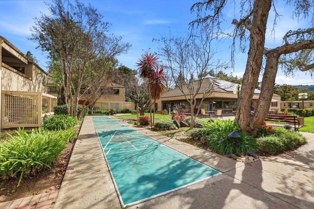 449 Alberto Way 132, Los Gatos, CA 95032