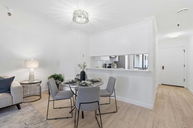 449 Alberto Way 132, Los Gatos, CA 95032