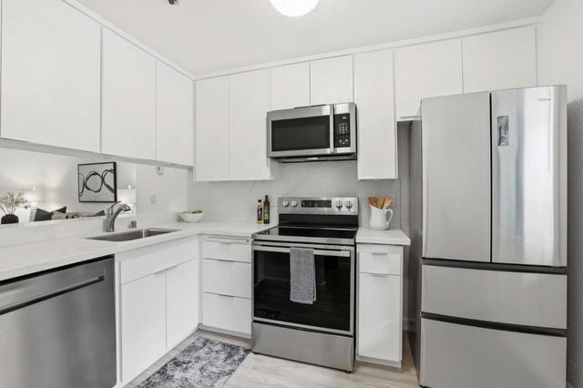 449 Alberto Way 132, Los Gatos, CA 95032