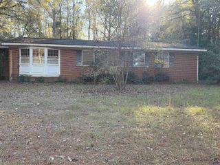 1406 Main Street, Perry, GA 31069