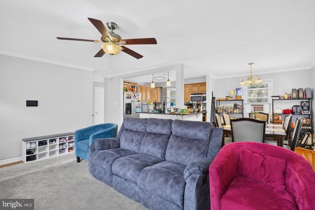 4112 BEACHCRAFT CT, Temple Hills, MD 20748