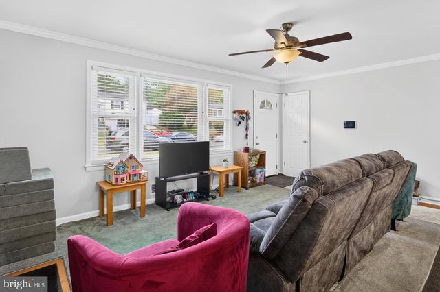 4112 BEACHCRAFT CT, Temple Hills, MD 20748