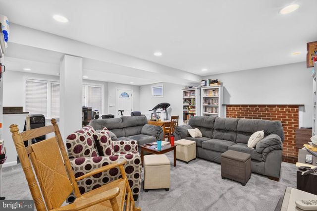4112 BEACHCRAFT CT, Temple Hills, MD 20748