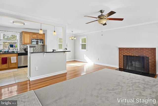 4112 BEACHCRAFT CT, Temple Hills, MD 20748