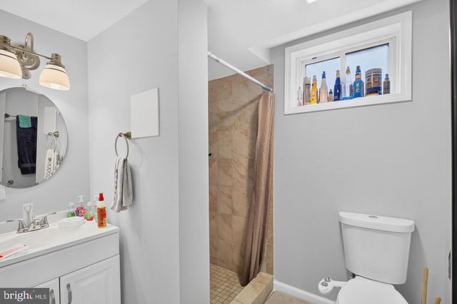 4112 BEACHCRAFT CT, Temple Hills, MD 20748