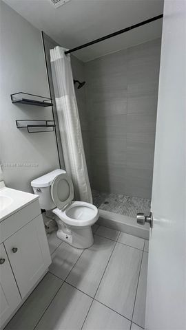 11065 NW 38th Pl, Sunrise, FL 33351