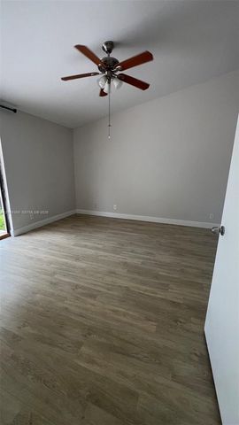 11065 NW 38th Pl, Sunrise, FL 33351