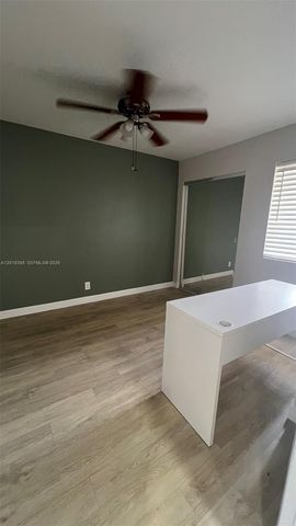 11065 NW 38th Pl, Sunrise, FL 33351